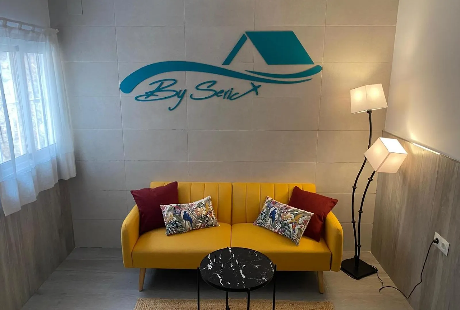 Andalusian Apartment By Seric, 15' Walking To The Beach Torremolinos