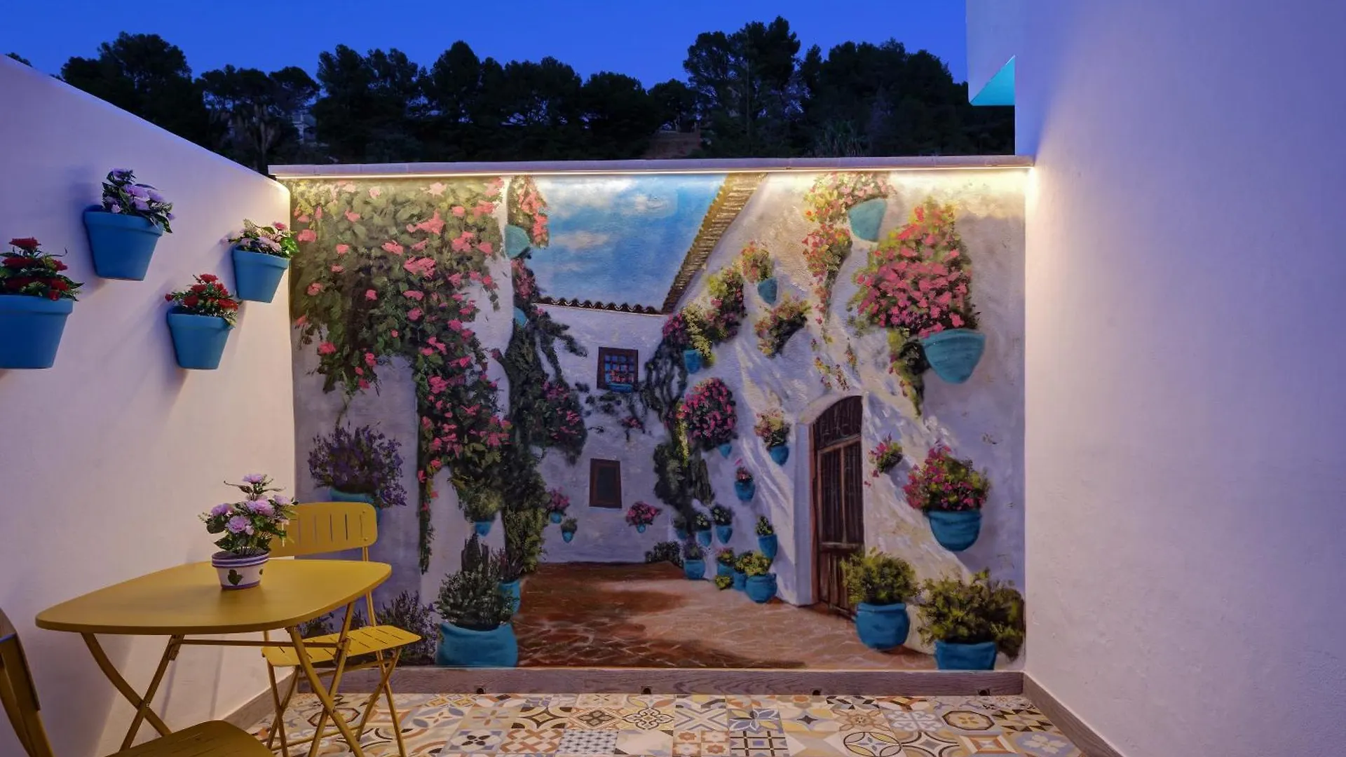 Andalusian Apartment By Seric, 15' Walking To The Beach Torremolinos Spain
