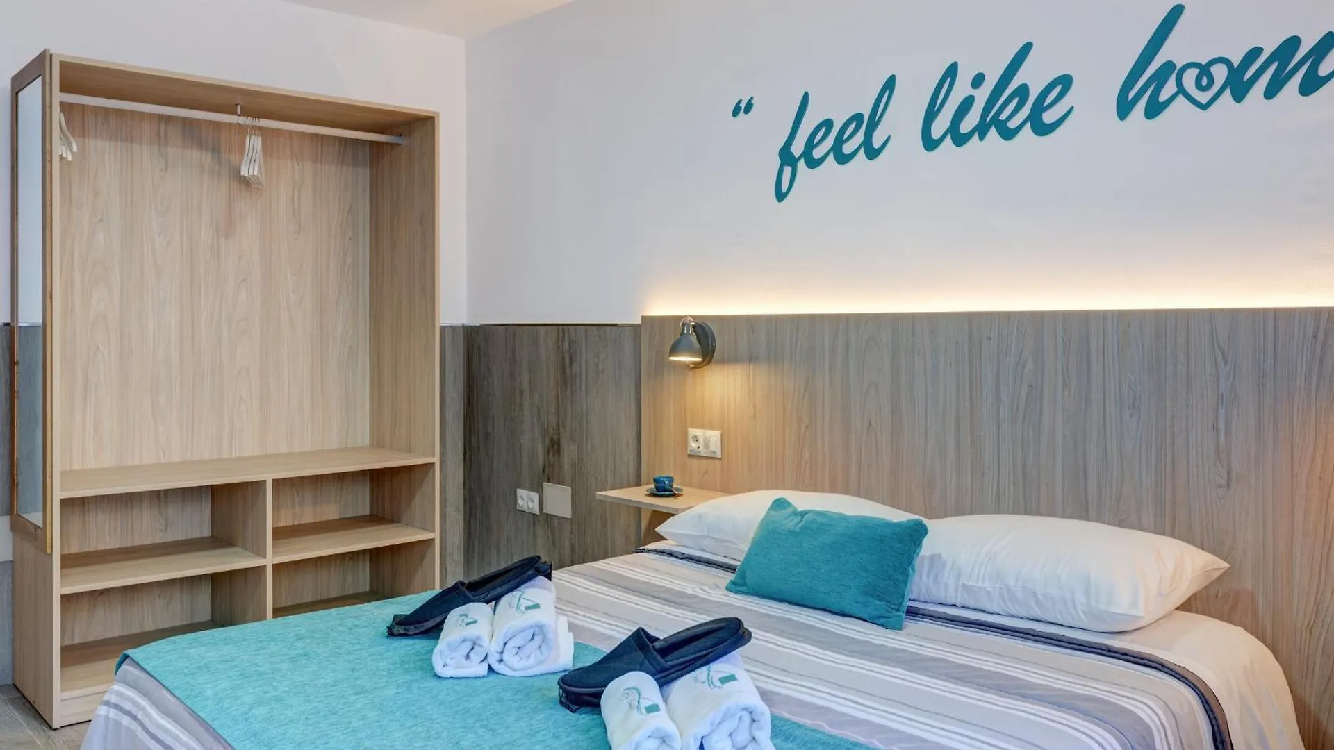 Andalusian Apartment By Seric, 15' Walking To The Beach Torremolinos